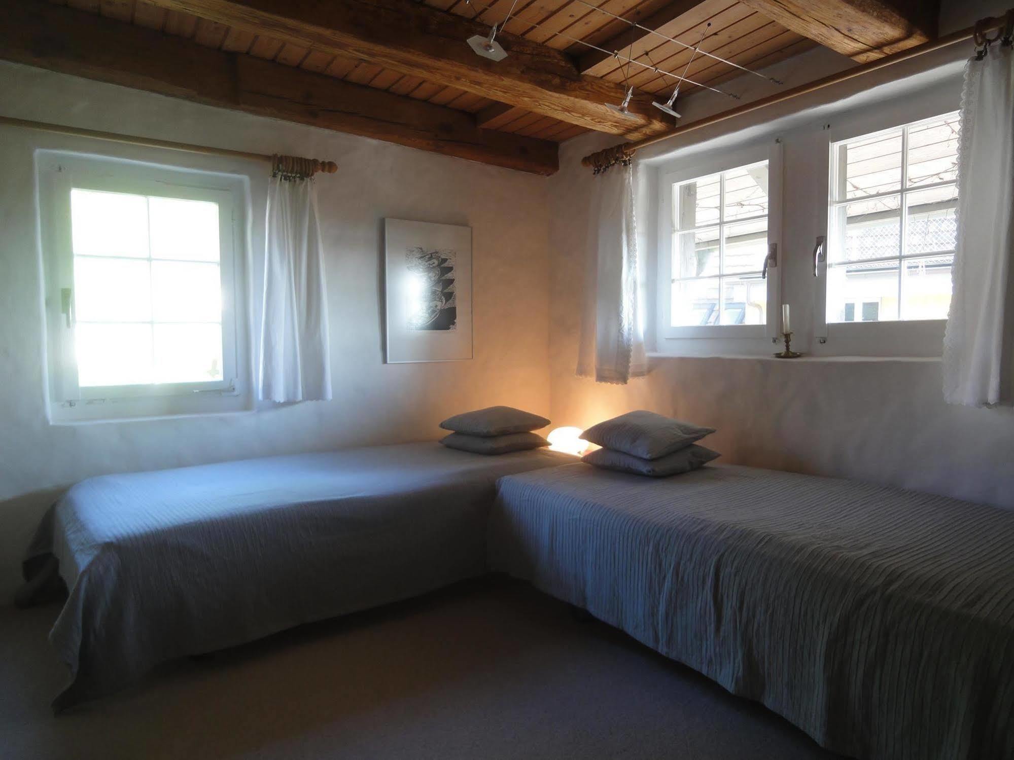 Guesthouse Les Mignardises Laufen-Uhwiesen Εξωτερικό φωτογραφία